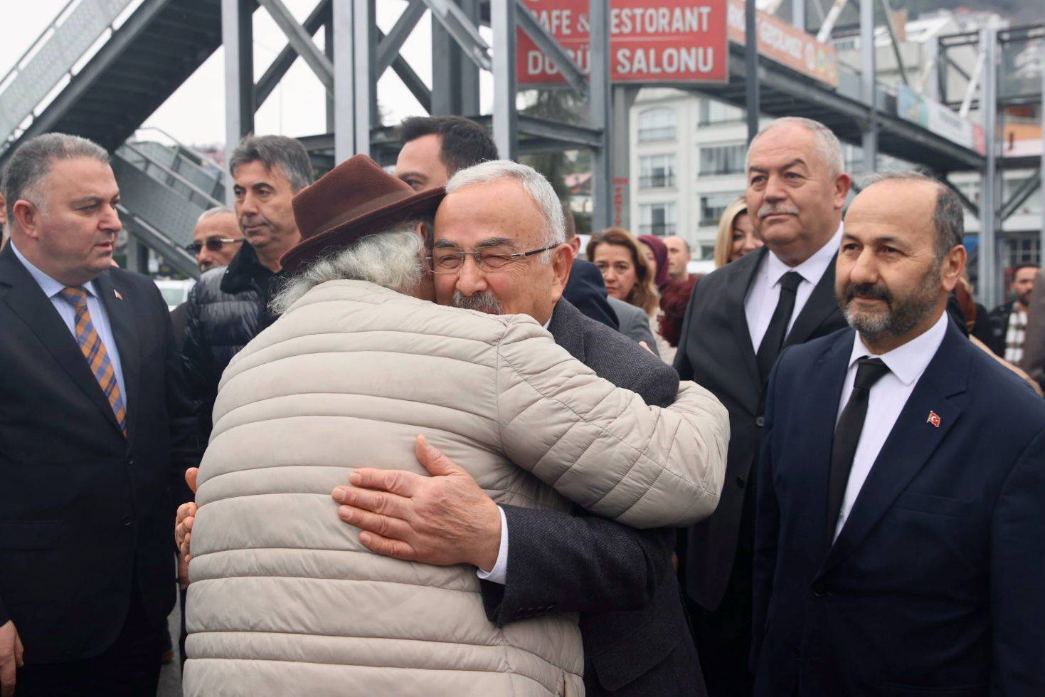 BAŞKAN GÜLER’DEN PERŞEMBE ÇIKARMASI